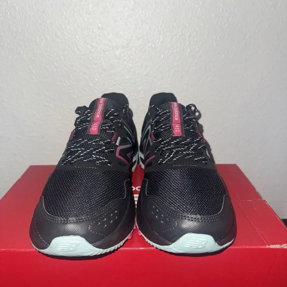 New Balance 410 V8 Womens Size 7 B Black Blue Athletic Running Shoes Sneakers